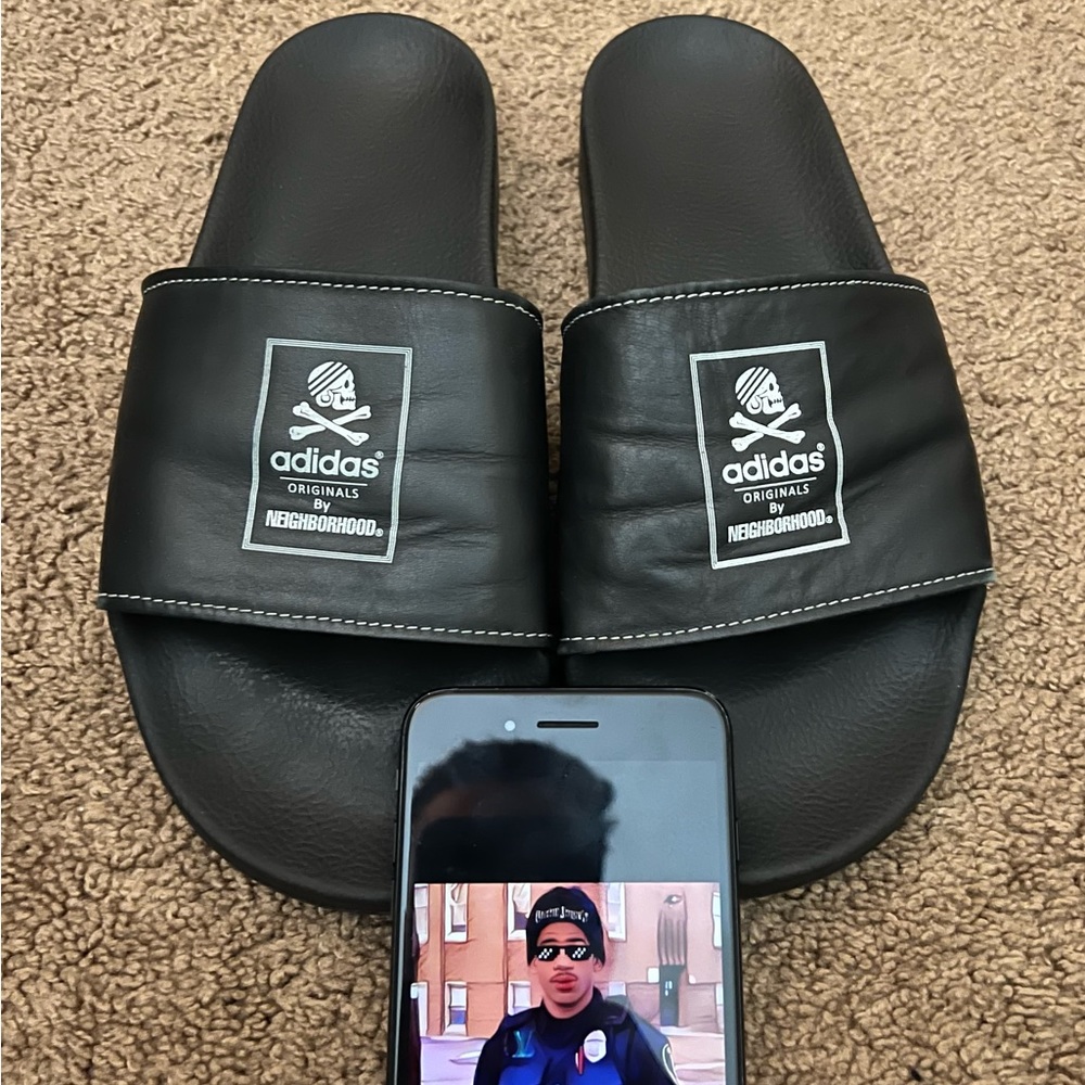ADIDAS X NEIGHBORHOOD SLIPPER
